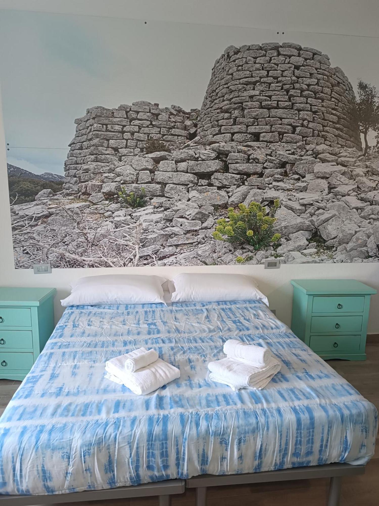 Bed And Breakfast Murales Orgosolo Exterior foto